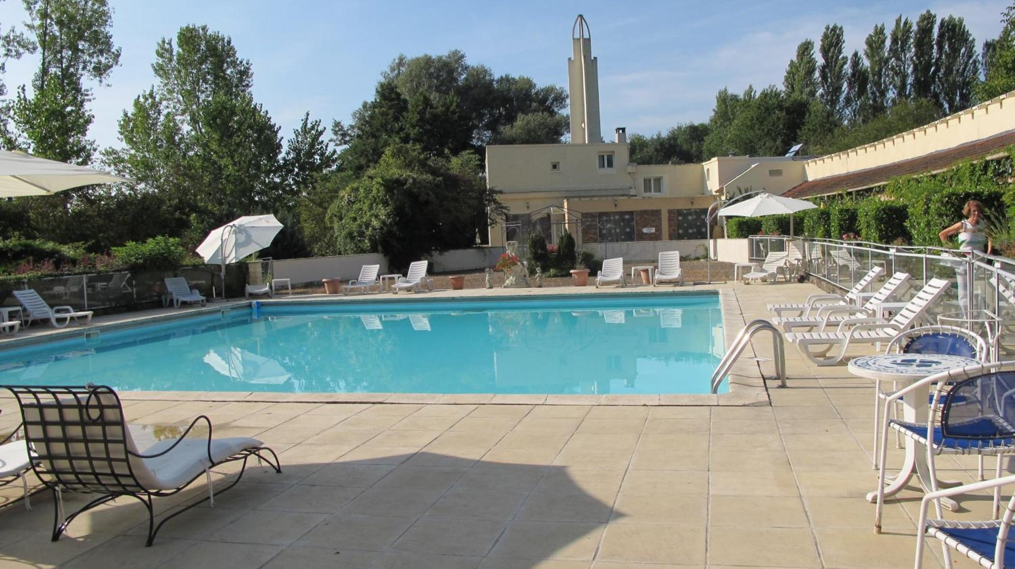 Hotel Acostel Мо Екстериор снимка
