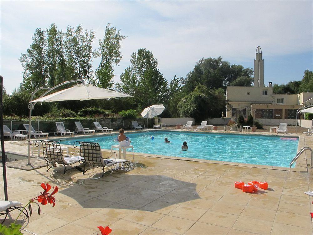 Hotel Acostel Мо Екстериор снимка