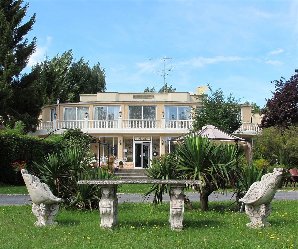 Hotel Acostel Мо Екстериор снимка