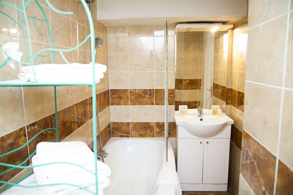 Hotel Acostel Мо Екстериор снимка